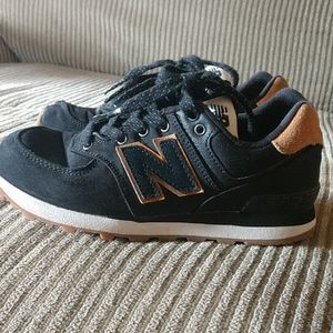 Boys New balance sneakers
